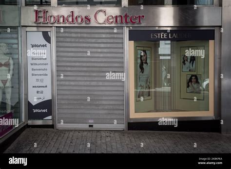 hondos stores in greece.